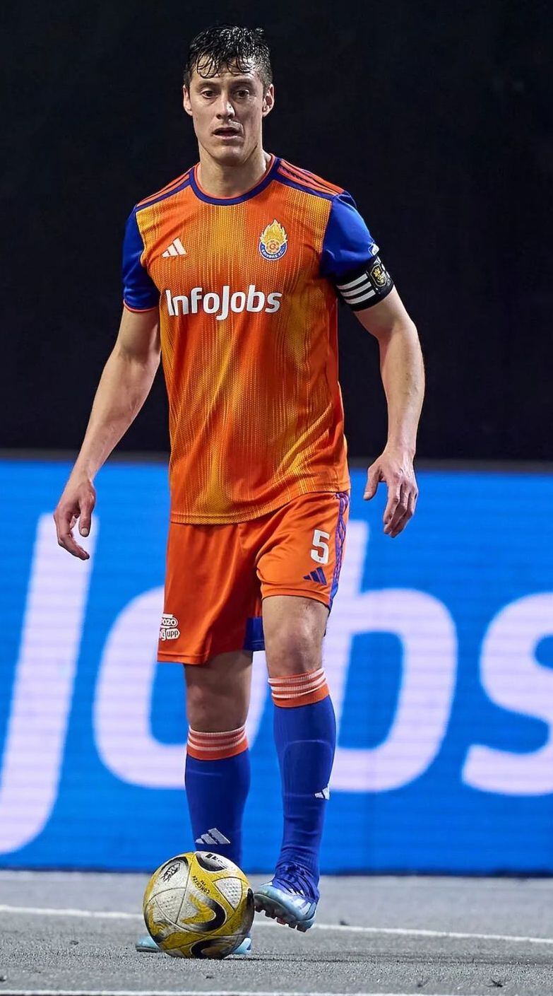 Martín Mantovani, a més de jugar a la Kings League, va militar als equips professionals de futbol del Leganes i Las Palmas.