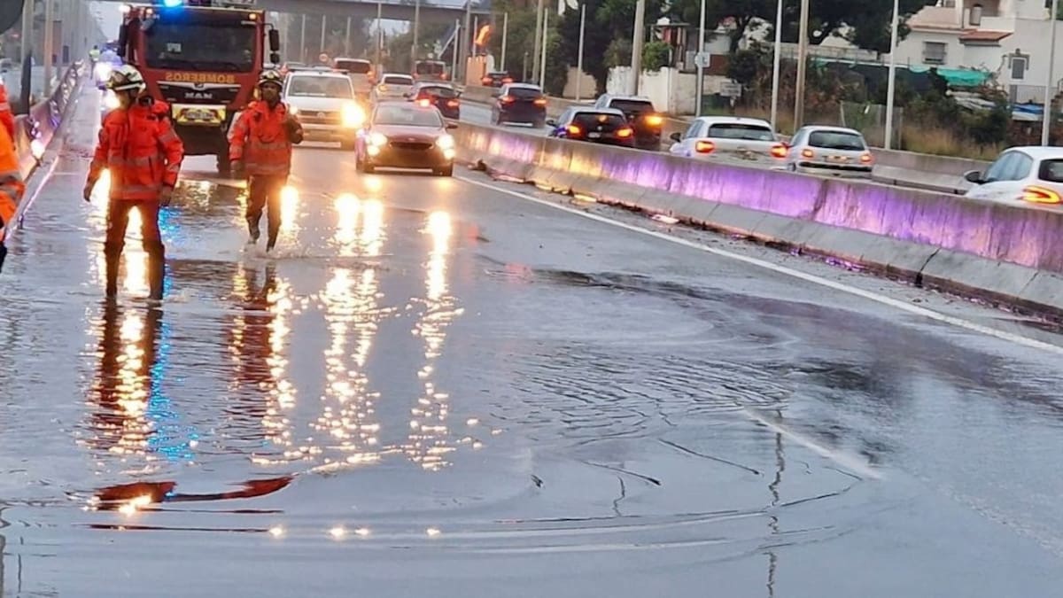 Tormenta azota la provincia de Málaga: 304 incidencias y vuelos desviados