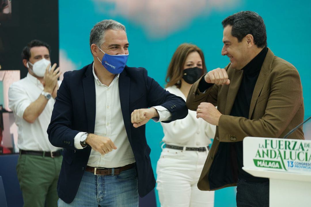 El reelegido presidente del PP, Elías Bendodo, junto al presidente del PP-A y presidente del Gobierno andaluz, Juan Manuel Moreno 