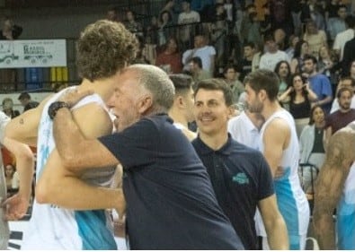 El metge Toni Gómez Arbona seguirà a l'staff de l'Hestia.