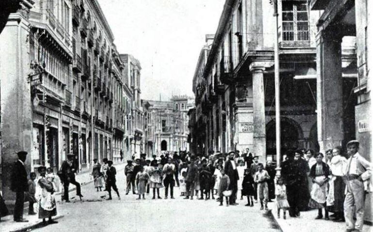Imagen de los Cuatro Cantones realizada en torno al año 1912