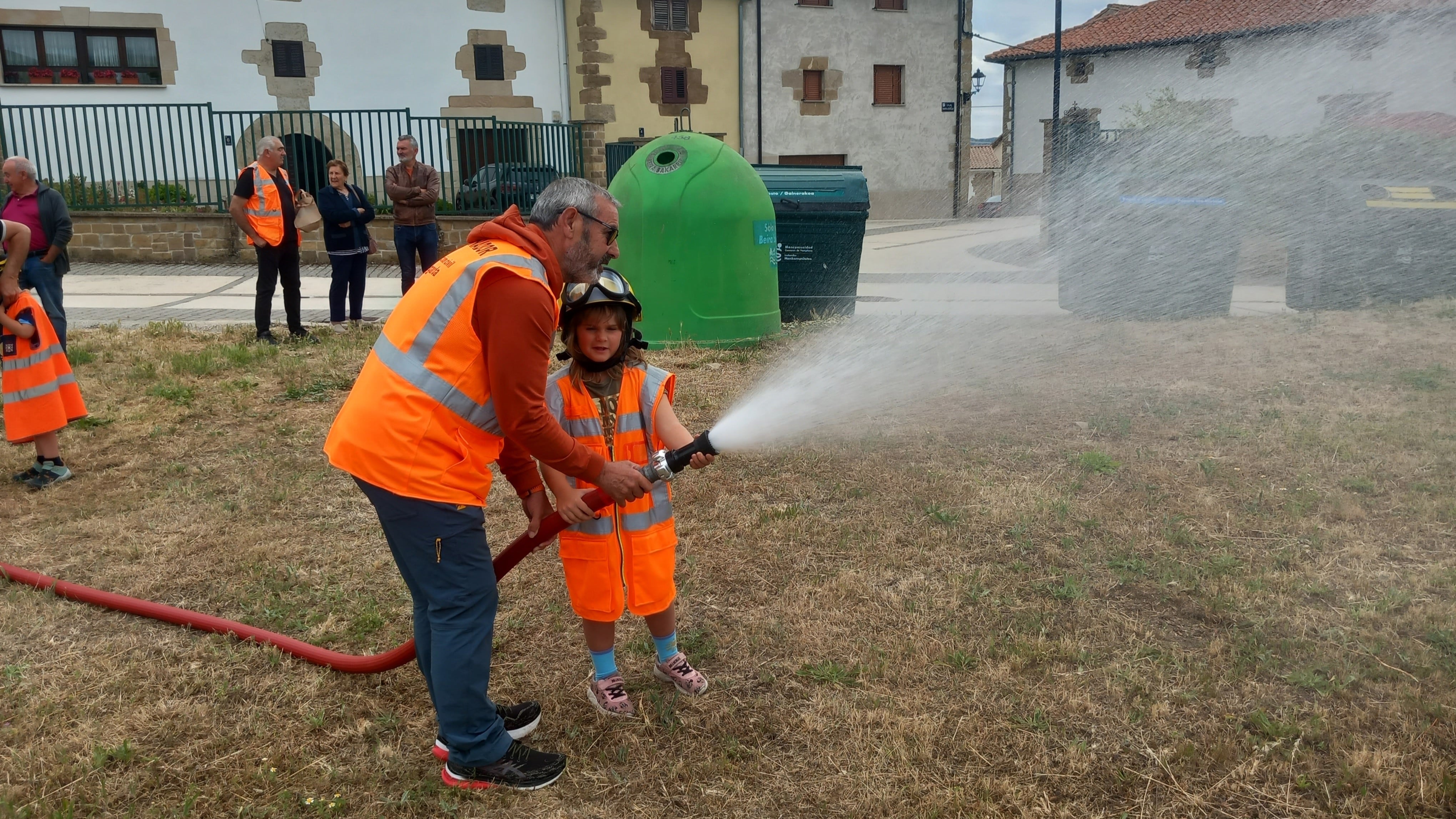 Jornadas de prevención de incendios en Legarda