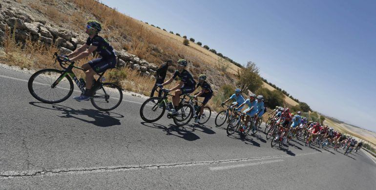 El pelotón de la Vuelta Ciclista