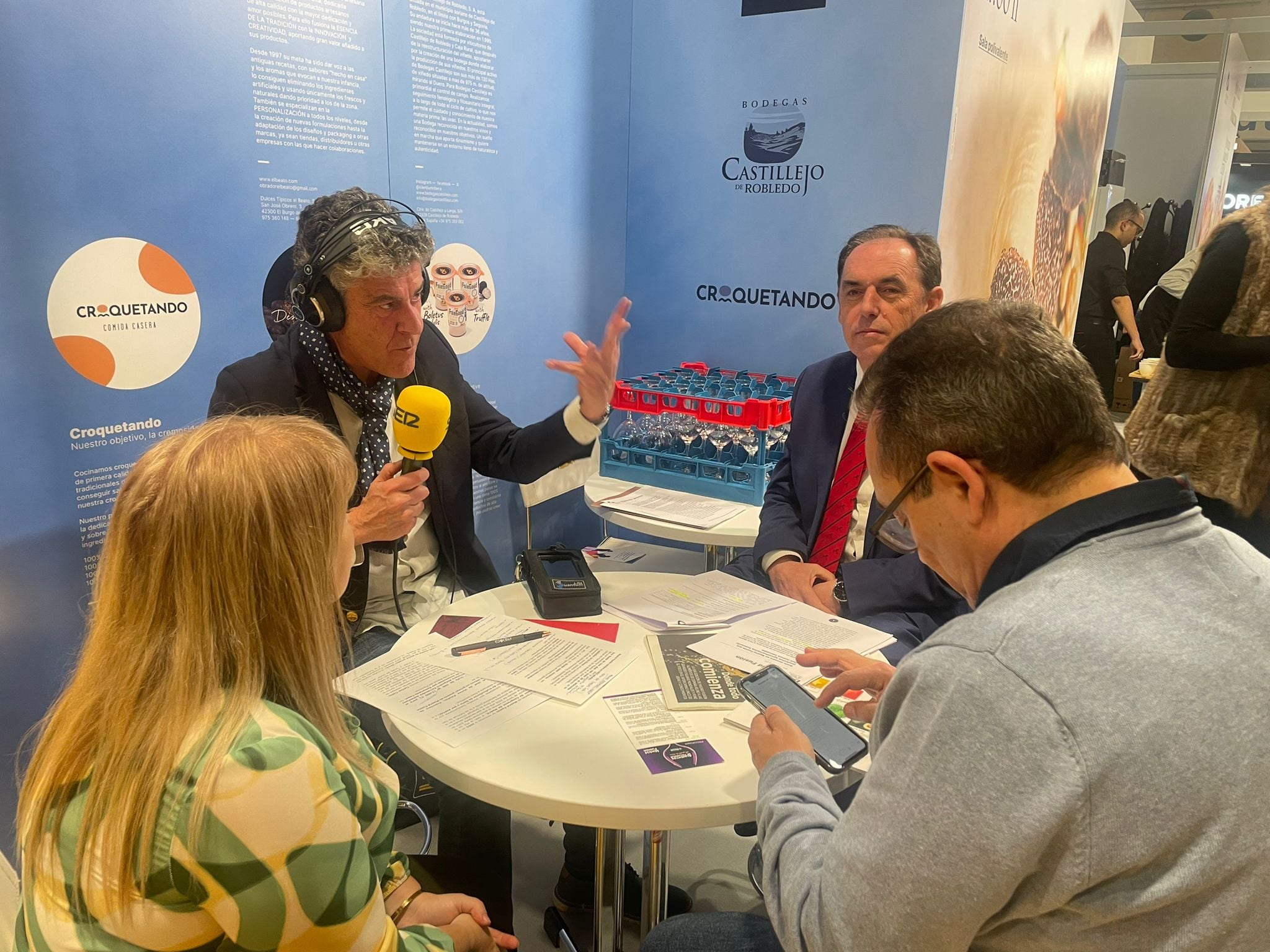 Chema Díez, en Madrid Fusión, junto Benito Serrano, María José Jiménez y Saturnino de Gregorio.