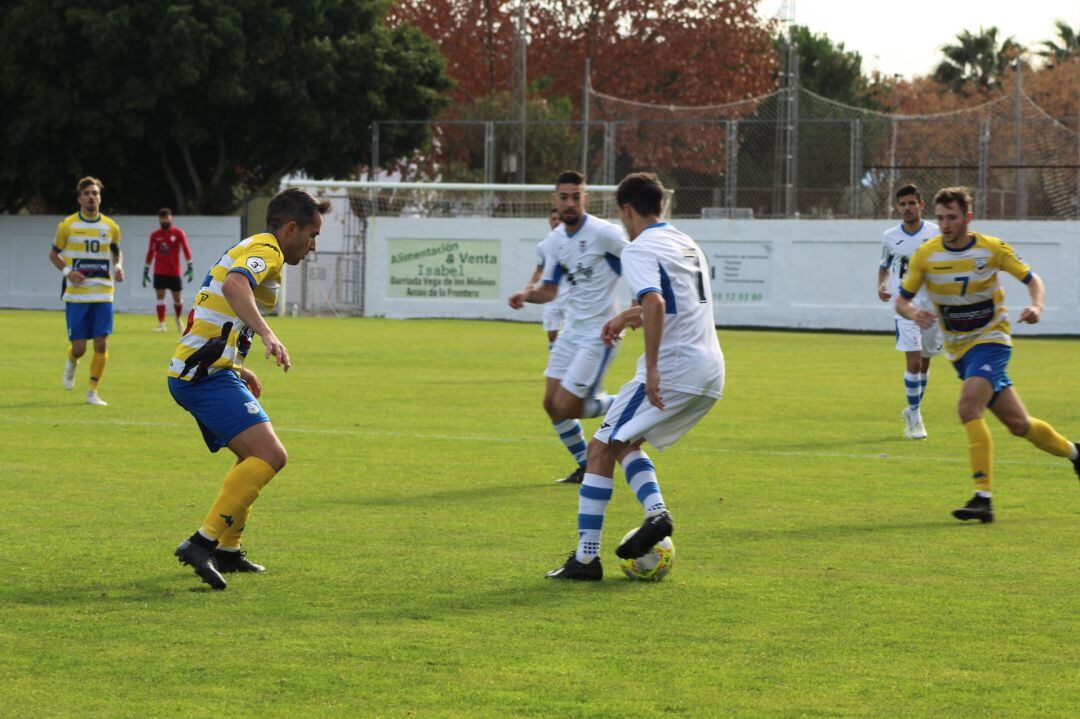 El Arcos CF perdió en el Antonio Barbadillo ante el Coria