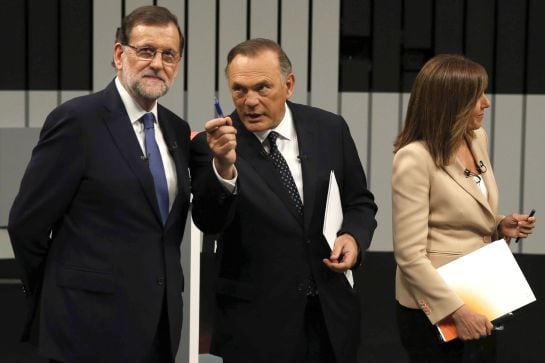 Rajoy: &quot;Gobernar es muy difícil y predicar es muy fácil&quot;