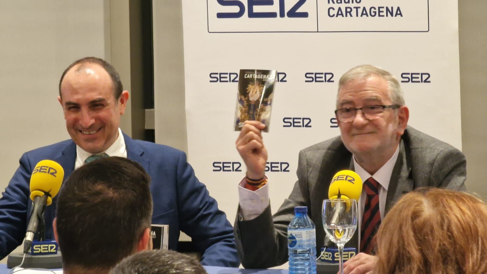 SociedadLa Guía de Semana Santa 'Paso a Paso' de Radio Cartagena ya está en la calle