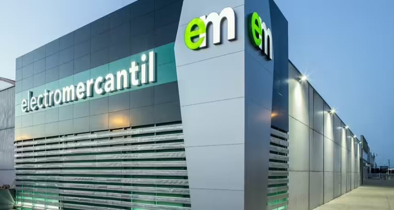 Almacén de Electro Mercantil en Badajoz