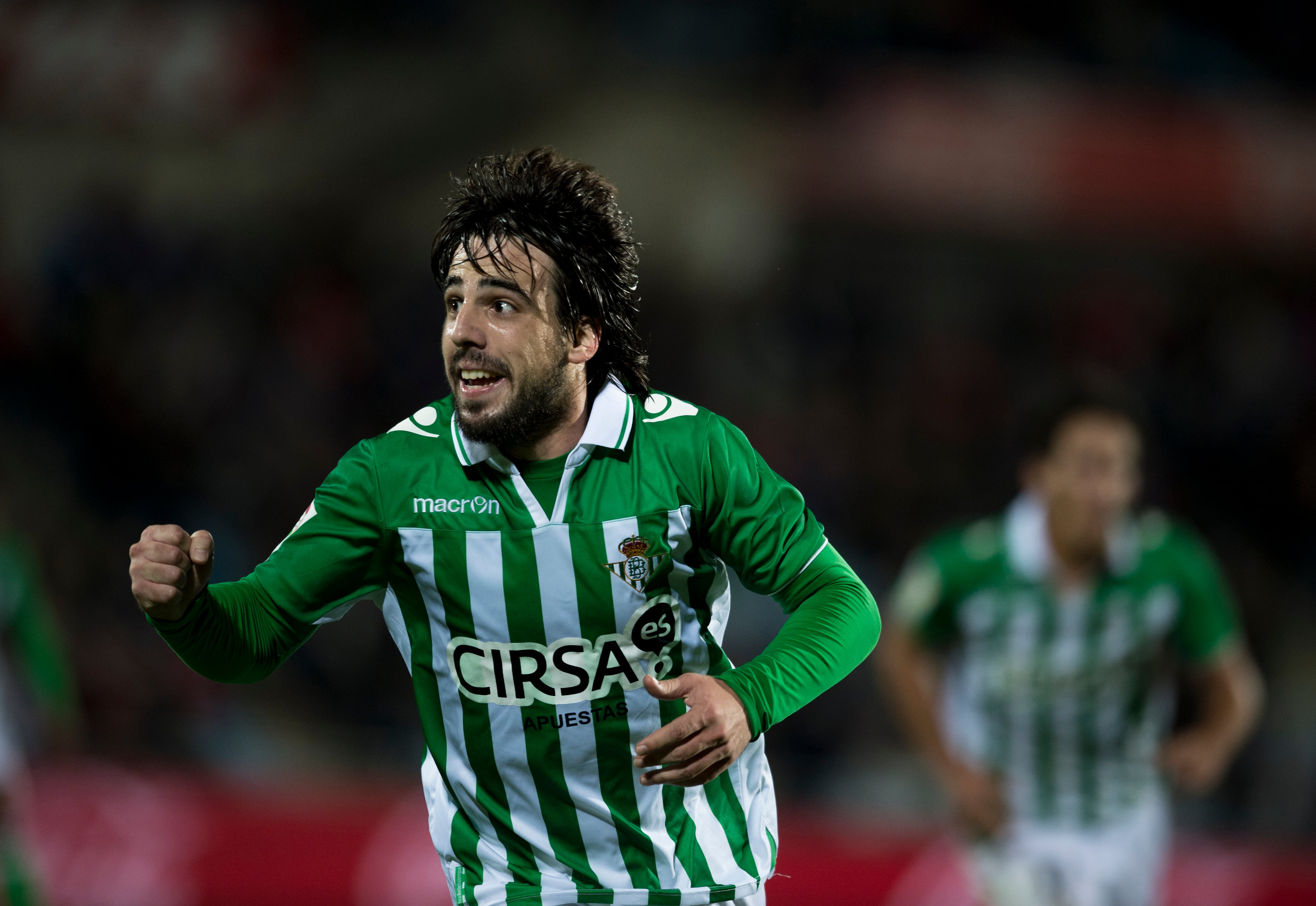 Beñat Etxebarria celebra un gol con la camiseta del Betis