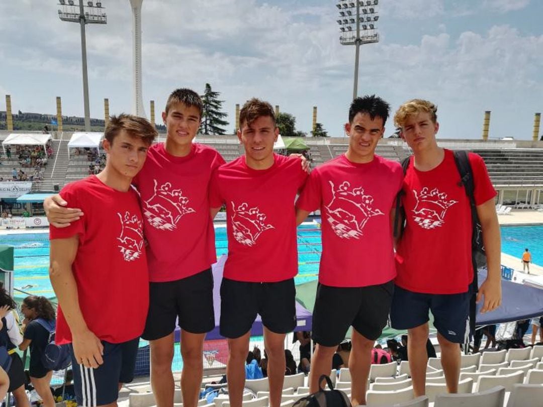 Nadadores del Centro Excursionista Eldense en el Nacional de Barcelona