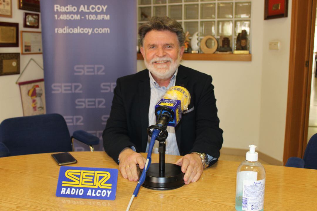 Ramón Juan es el presidente de la Peña Barcelonista alcoyana