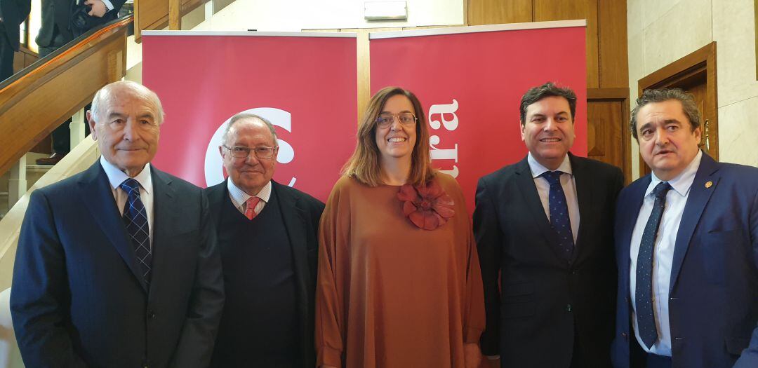 De izquierda a derecha: Vicente Villagrá, José Luis Bonet, Ángeles Armisén, Carlos Fernández Carriedo y Conrado Merino