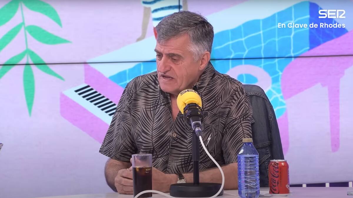 El Gran Wyoming dice todo lo contrario de lo que dice todo el mundo sobre lo que hace falta para estar bien informado: "Hay medios que no hay que leer jamás"