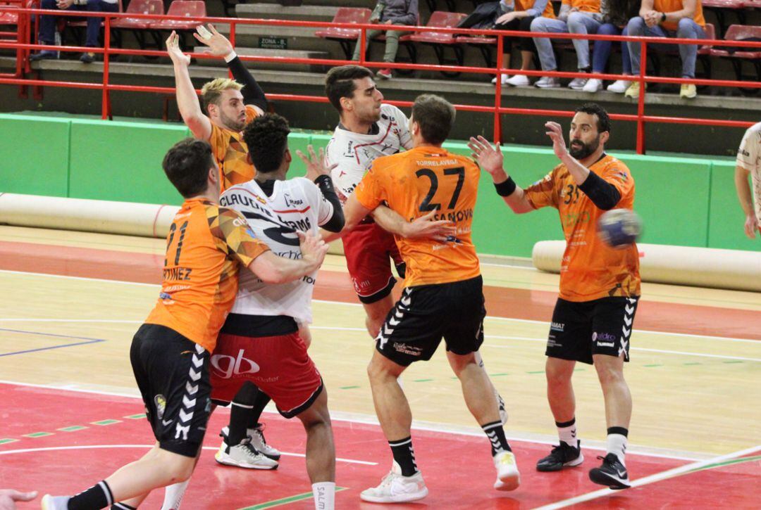 BM Torrelavega - UBU San Pablo