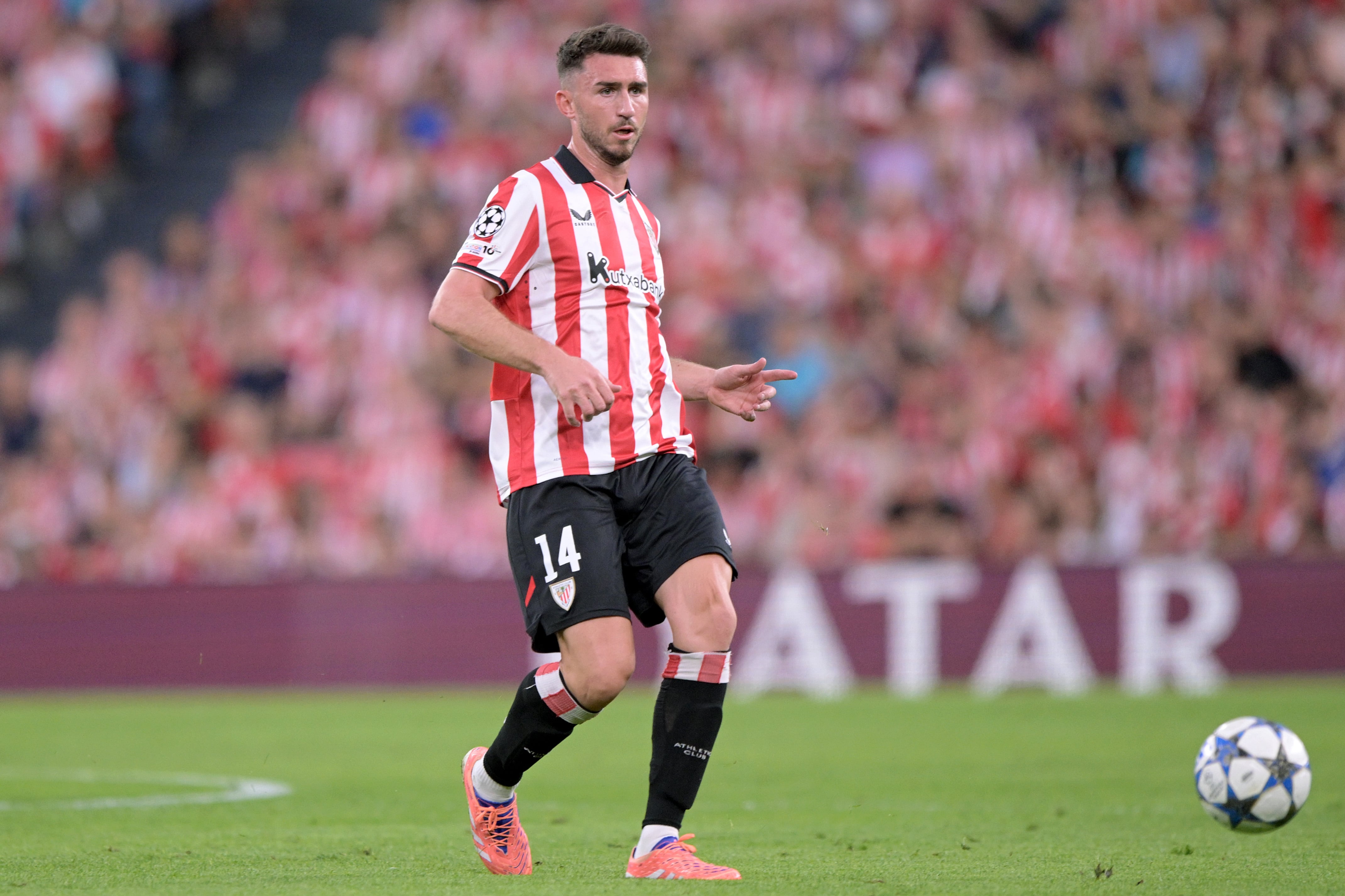 Aymeric Laporte, durante el partido ante el Qarabag