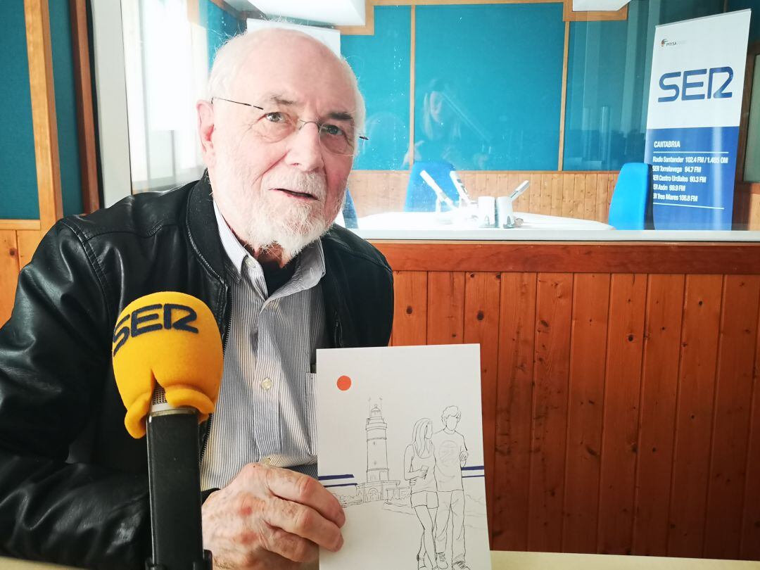 Pedro Sobrado en los estudios de la Cadena SER en Cantabria.