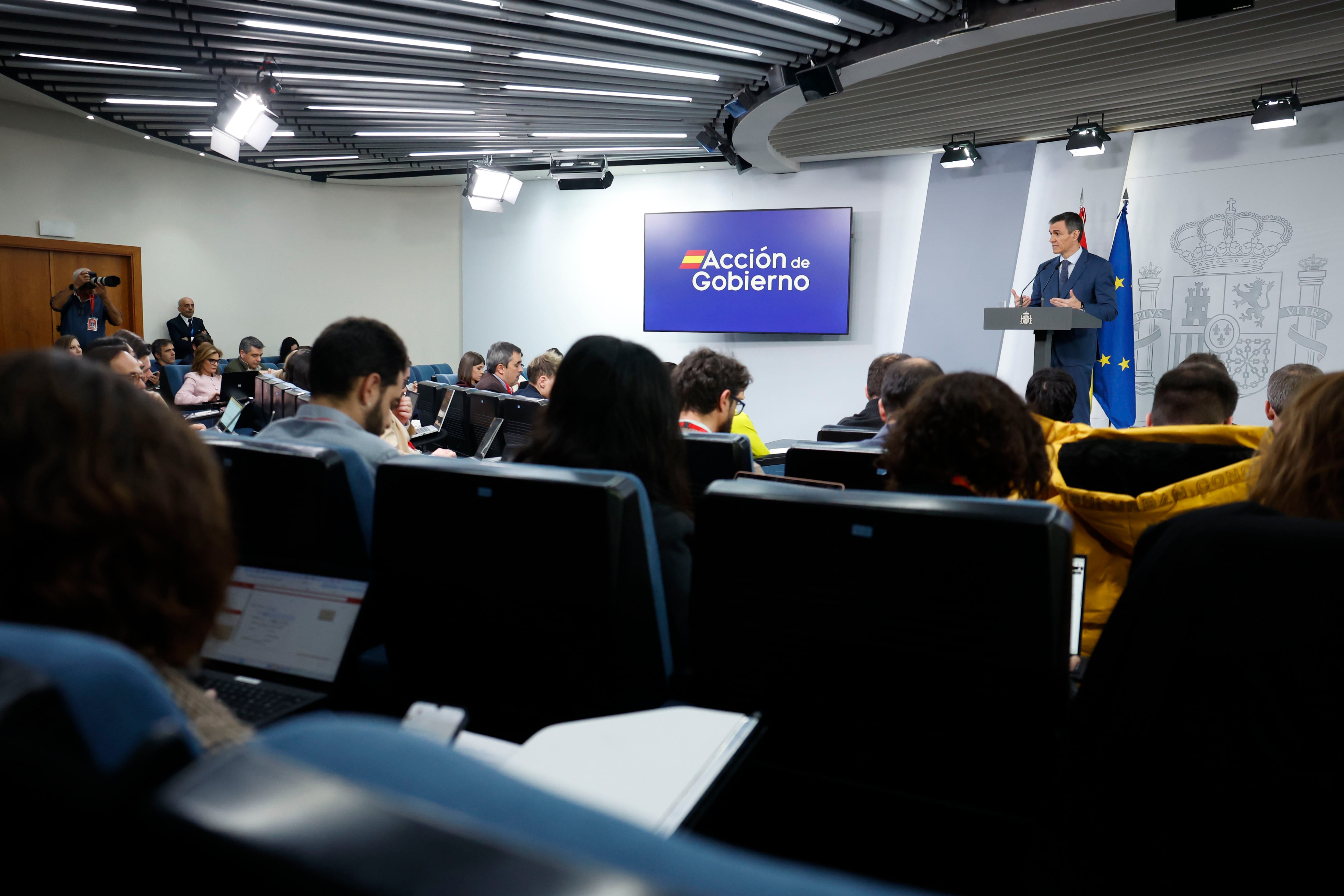 El presidente del Gobierno, Pedro Sánchez, durante una comparecencia tras finalizar la reunión del Consejo de Ministros extraordinario en la Moncloa el pasado viernes.