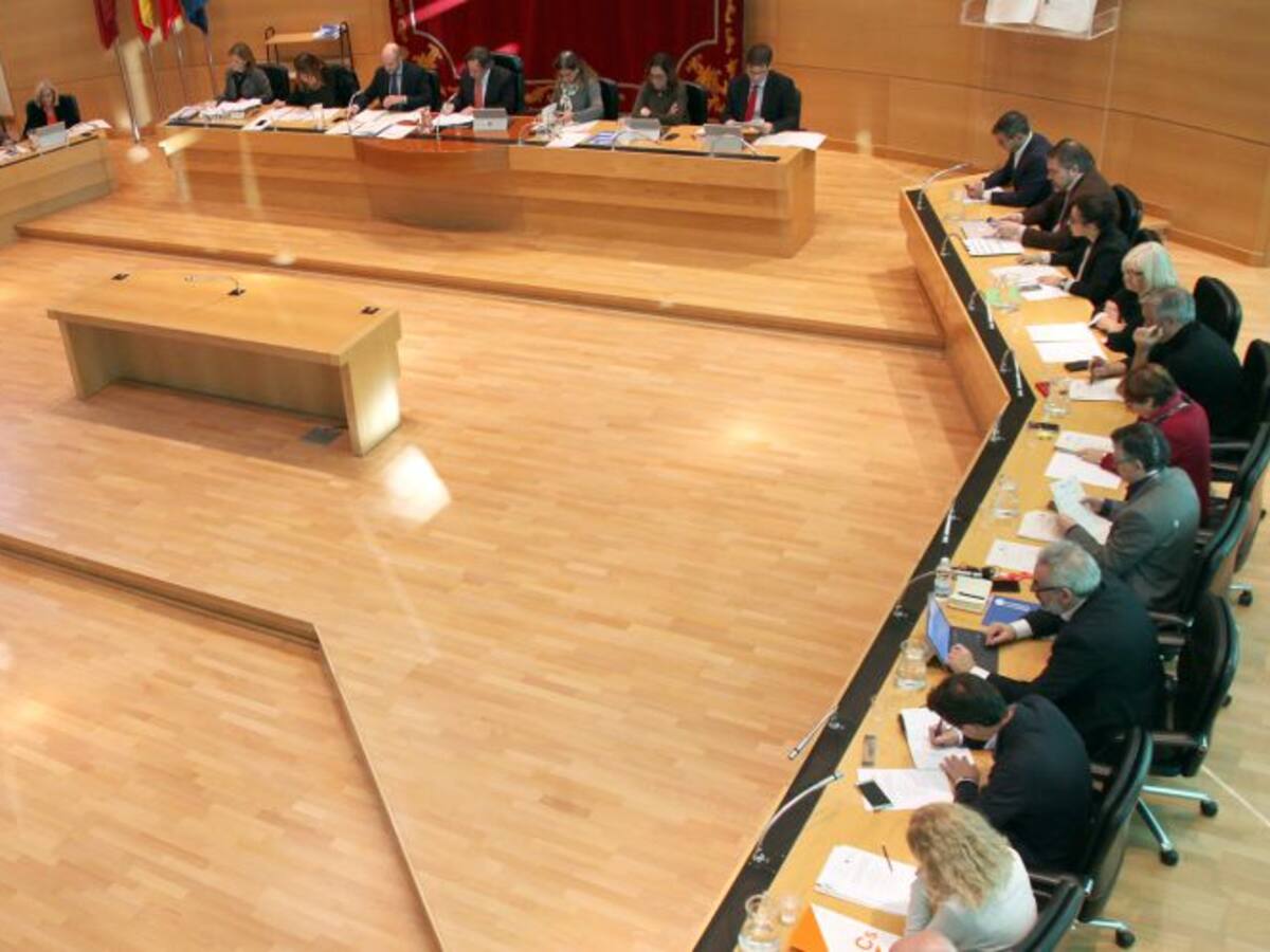 Cs y UPyD apoyan la modificación de impuestos locales del gobierno del PP en Alcobendas