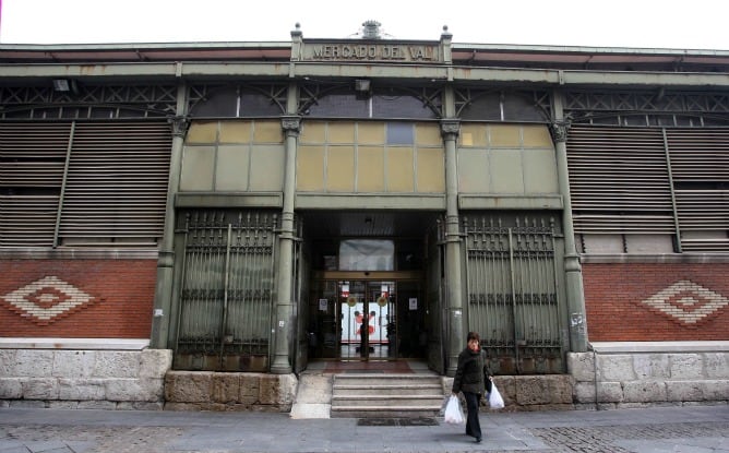 Estado actual de los accesos laterales al Mercado del Val