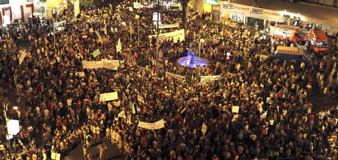 Miles de israelíes marchan este sábado durante una protesta para pedir cambios sociales en Jerusalén