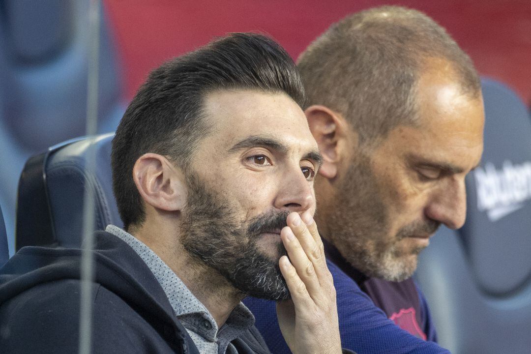 El segundo técnico del primer equipo del Barcelona escribió anoche una carta para relatar su día a día.