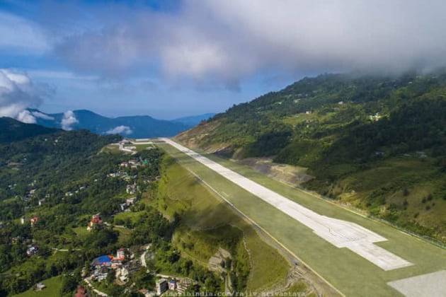 Las obras de Pakyong comenzaron hace nueve años y el primer vuelo comercial aterrizará este 4 de octubre