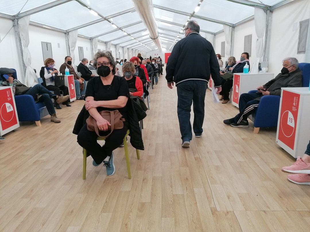 Sala de descanso para los ciudadanos ya vacunados