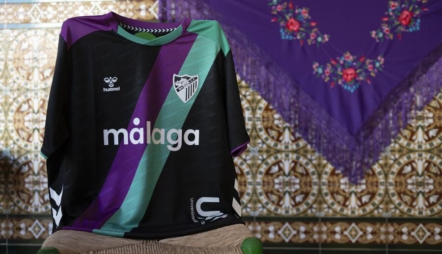 El Málaga CF presenta su 2ª Equipación