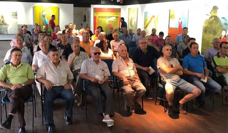 Asistentes a la asamblea constituyente