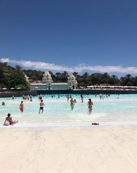 La piscina con olas del Siam Park, el punto perfecto para descansar tras tantas emociones