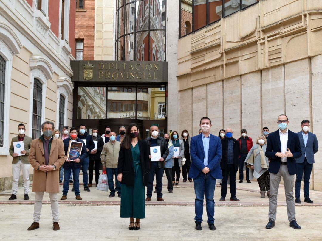 Alcaldes de los municipios que han recibido el certificado &#039;Starlight&#039; en la Diputación de Albacete. 