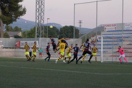 El Paterna lo intentó hasta el final