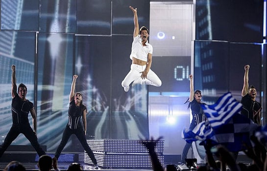 También vino a Moscú para ganar el representante griego Sakis Rouvas, que actuó en octavo lugar. Según los expertos en el festival, el griego, que ya obtuvo el bronce en el festival de Eurovisión de 2004, podría subir el peldaño hasta el segundo puesto.