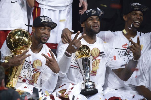 El &#039;Big Three&#039; de Miami celebran su segundo anillo consecutivo en el Game 7 contra Spurs