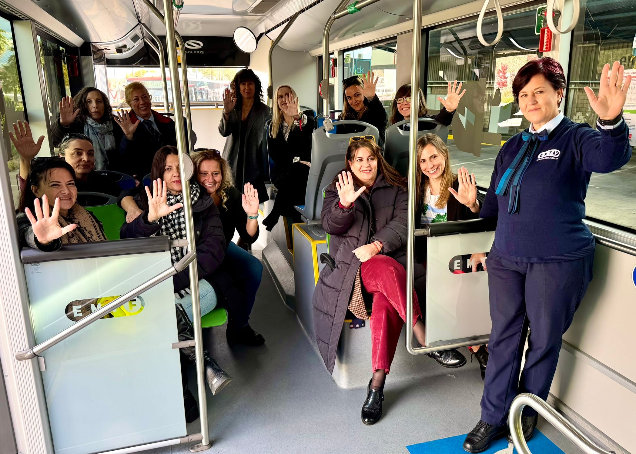 Trabajadoras de la EMT de Fuenlabrada