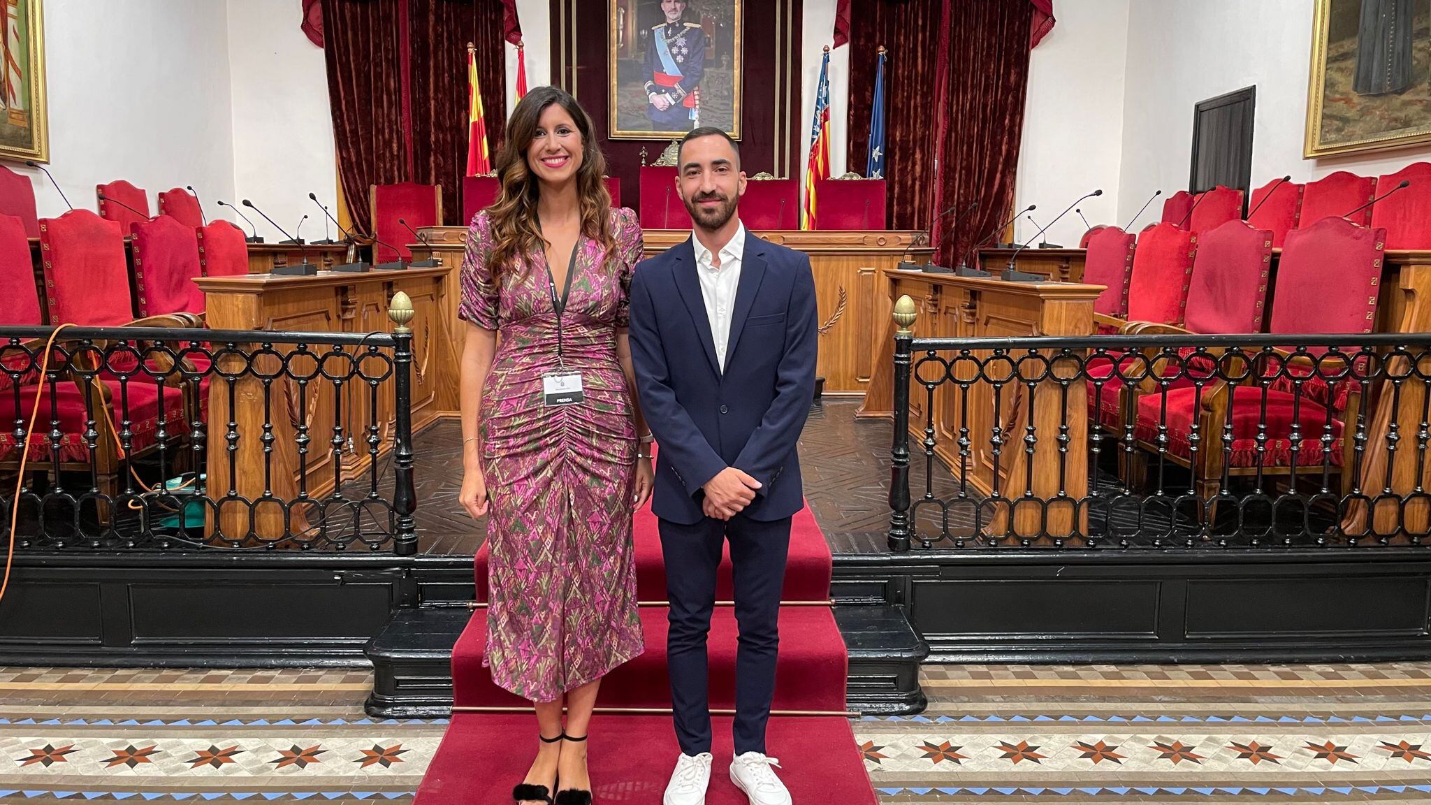 Jéssica Aniorte y Mario Abril en el salón de plenos del ayuntamiento momentos antes de comenzar