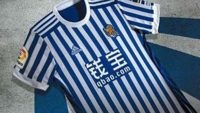Imagen de la camiseta de la Real con la publicidad de la empresa china