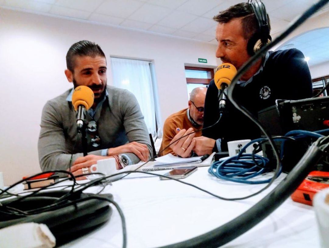 Javier Portillo, en las tertulias, junto a Pedro Vera