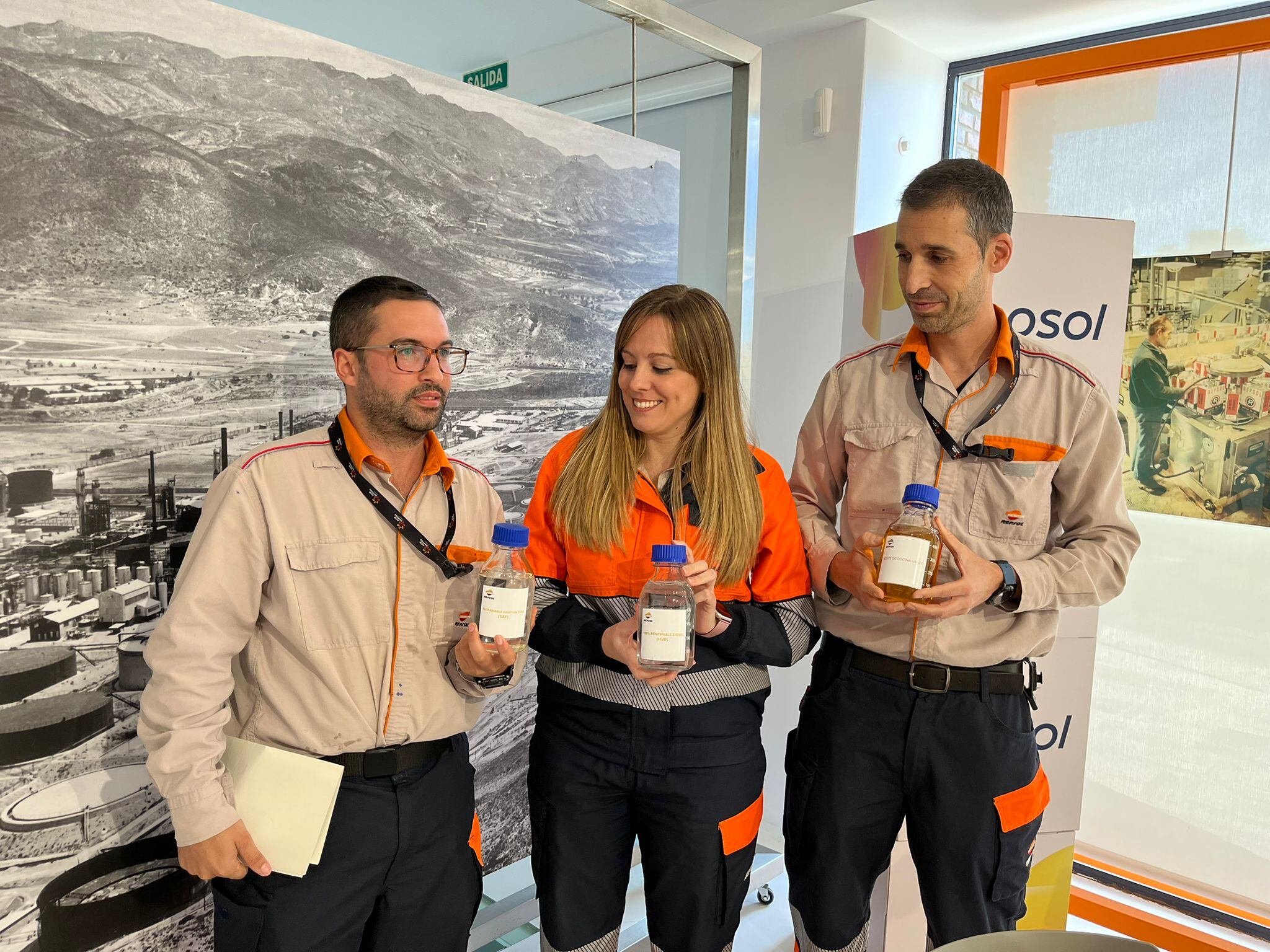 Hoy por hoy Cartagena con motivo del 75 aniversario de Repsol en la ciudad