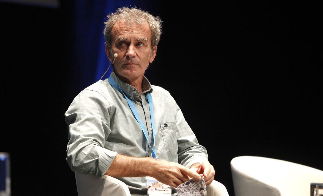 El director del Centro de Coordinación de Alertas y Emergencias Sanitarias -CAES-, Fernando Simón.