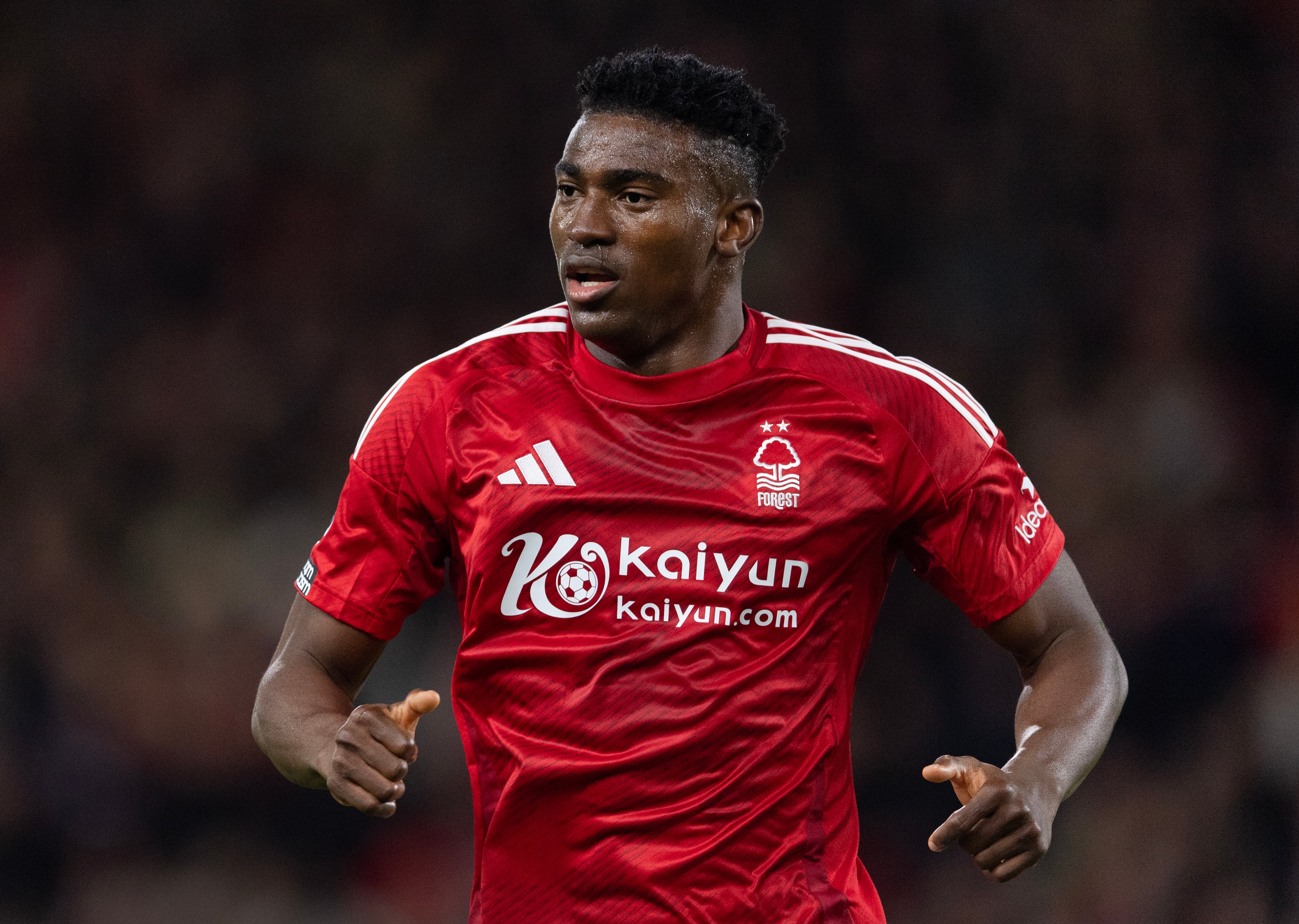 Taiwo Awoniyi, durante un partido con el Nottingham Forest