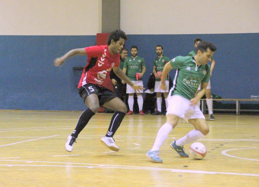 Se espera un partido muy igualado entre dos equipos de corte muy parecido