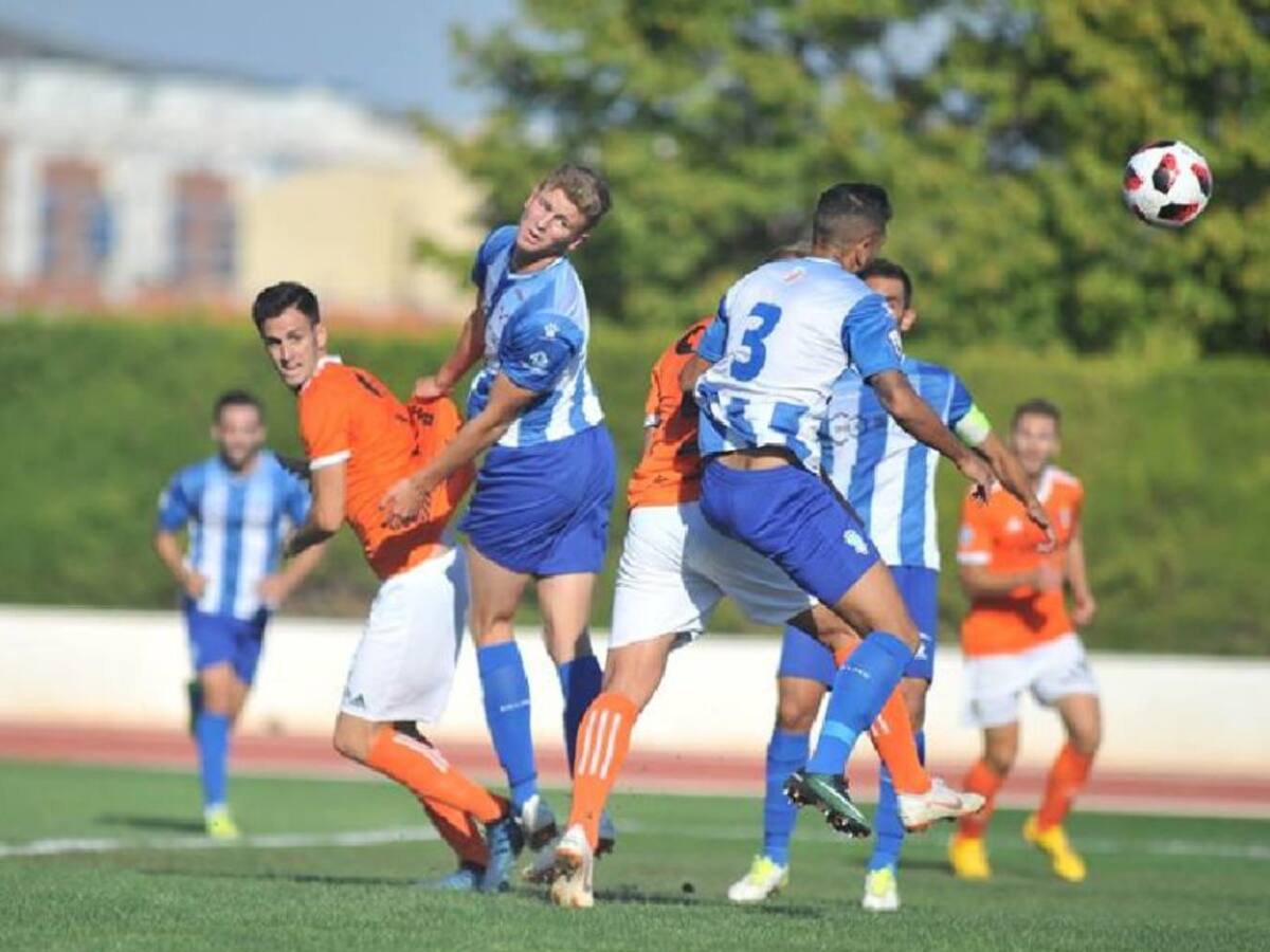 Derbi regional entre un Cartagena líder y un Jumilla soñador