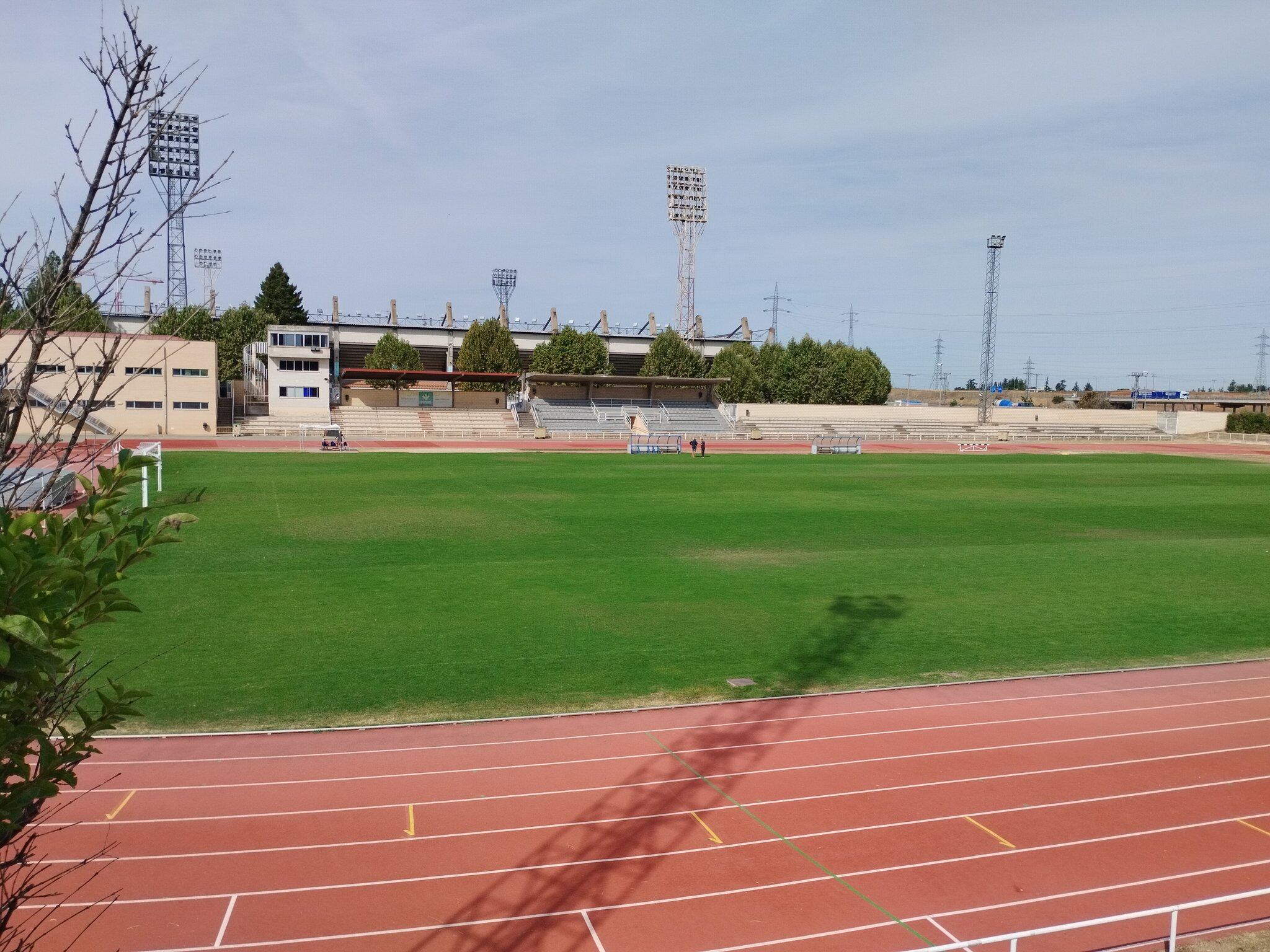 Imagen de Las Pistas del Helmántico, con el estadio al fondo/Cadena SER