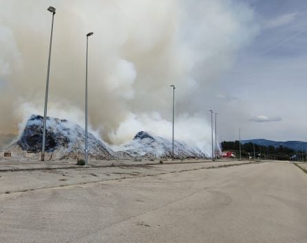 La combustión afectó al cien por cien del material acumulado en un apile y al menos al 50% e un segundo