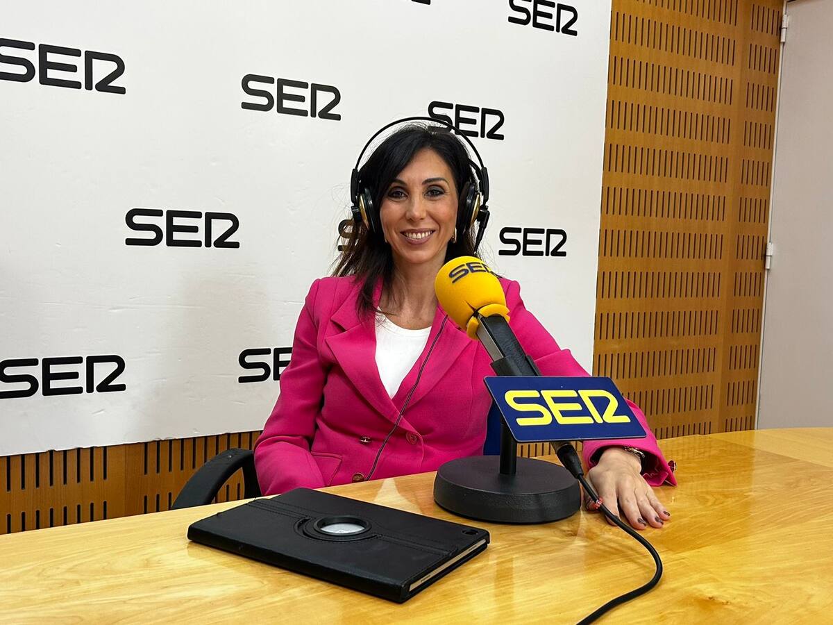 MARTES - Myriam Fuertes: “Murcia no tiene petróleo, tiene trabajo”