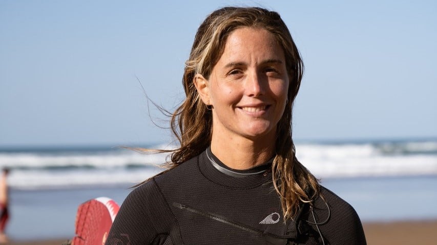 Leticia Canales protagoniza el capítulo de febrero del podcast de surf de la Cadena SER.