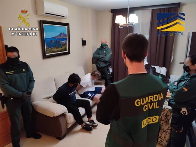 Cae una red que tenía una banca paralela a la legal que lograba beneficios diarios de 250.000 euros y que estaba asentada en Málaga y dirigida por un ciudadano de origen ruso y nacionalidad alemana