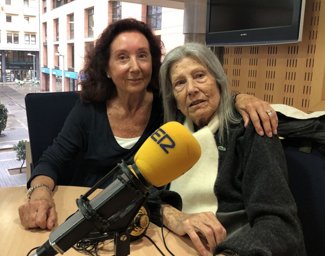 La Jacqueline i la Dolors al nostre estudi