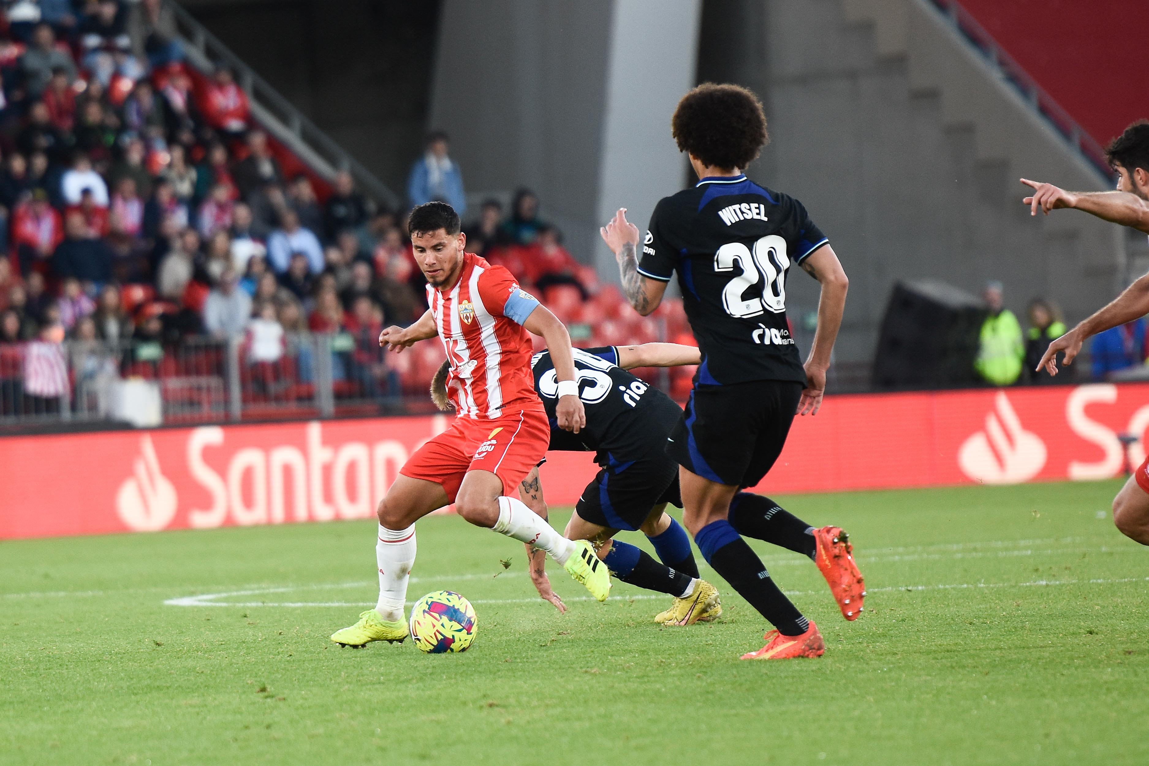 Robertone en el Almería-Atlético de Madrid.